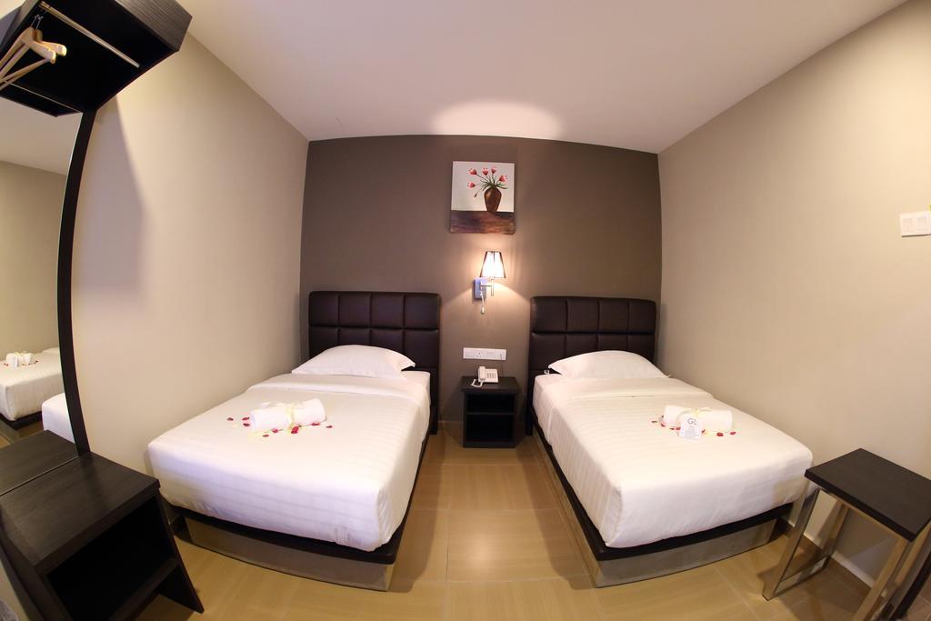 Gl Hotel Keluang Exterior foto